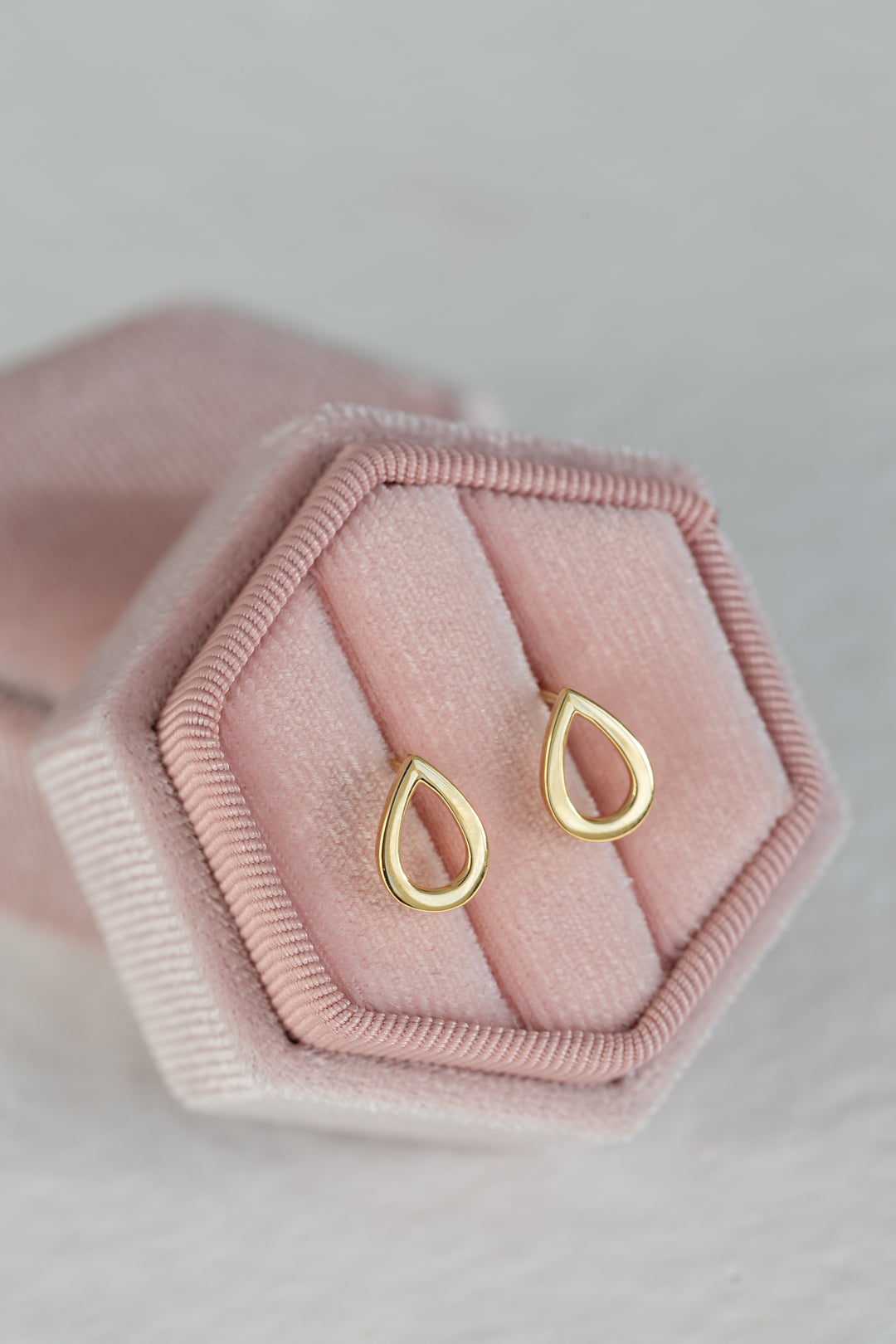 Teardrop Outline Stud Earrings