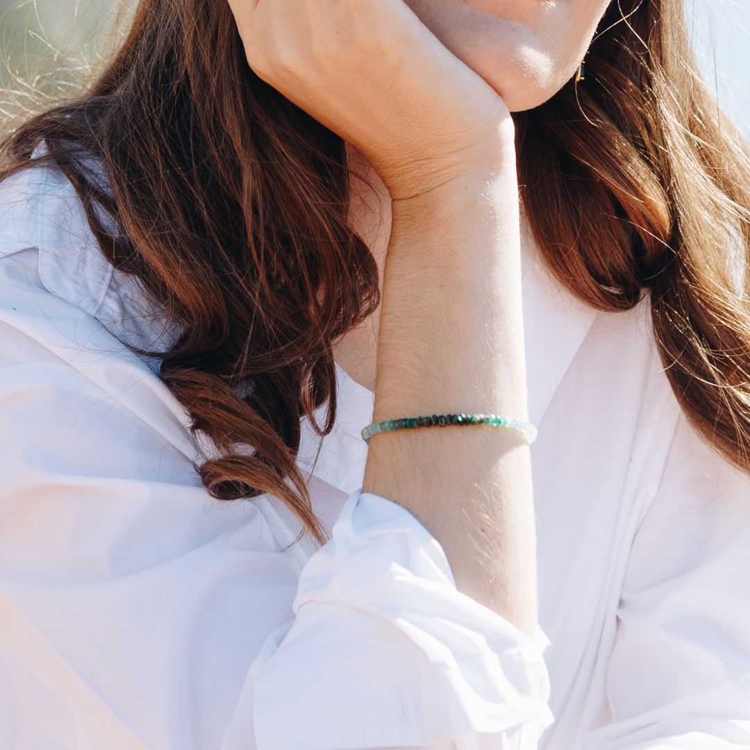 Emerald Ombre button Stone Bracelet