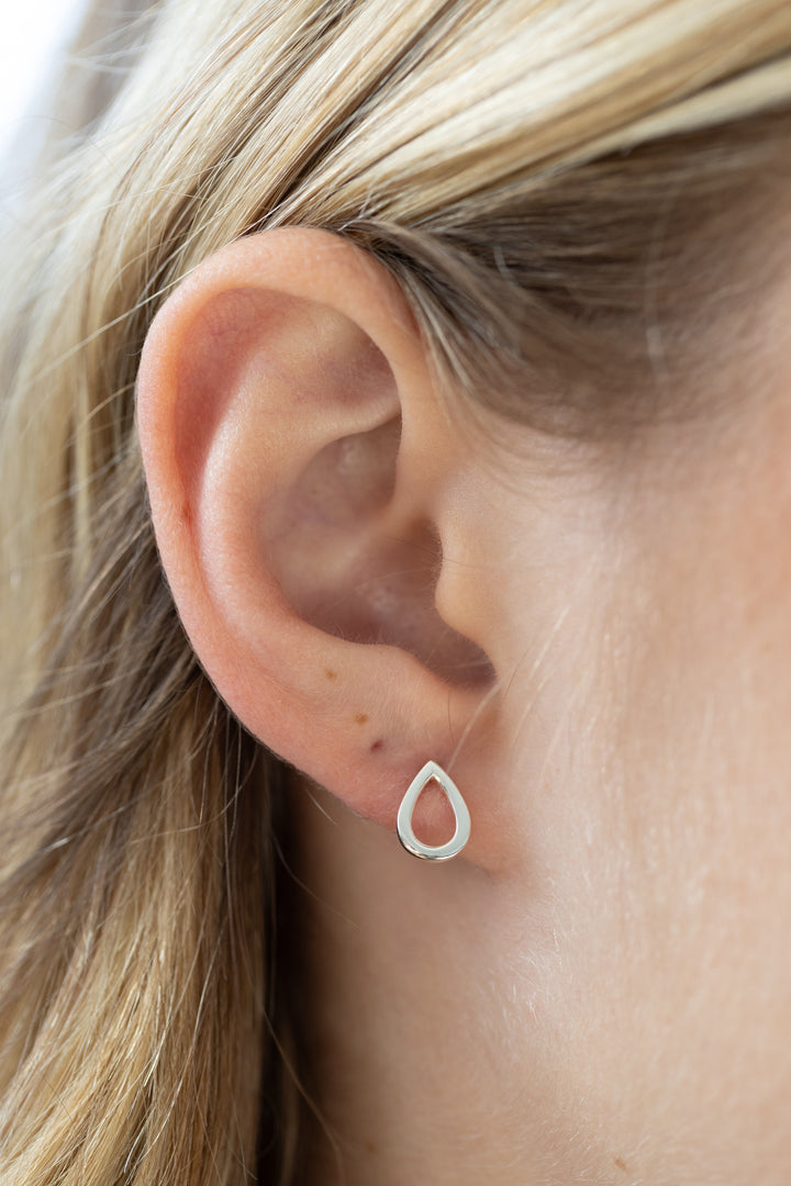 Teardrop Outline Stud Earrings