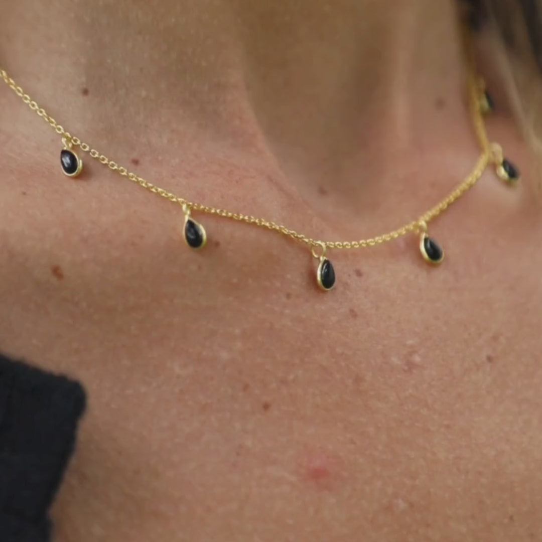 Moonlit – Black Onyx Teardrop Necklace in Gold Plated