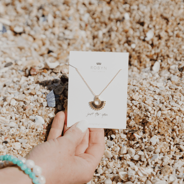Zenyu Fan Necklace