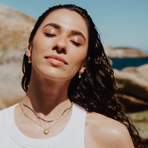 Paperclip Bobbly Heart Necklace on models neck