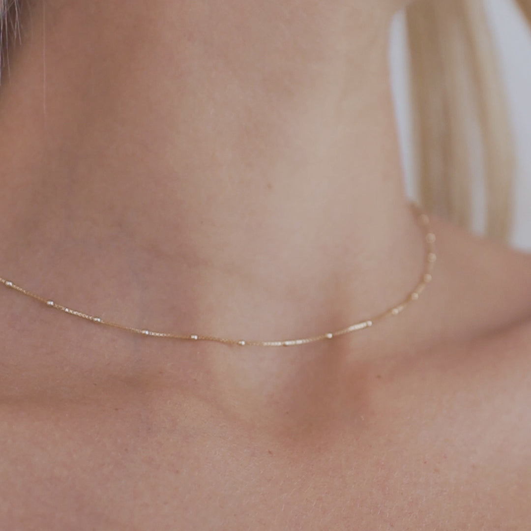 Modern Dotted Necklace Set