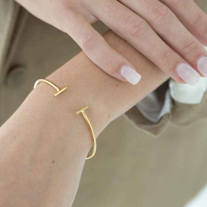 Arm cuff bangle T-Design