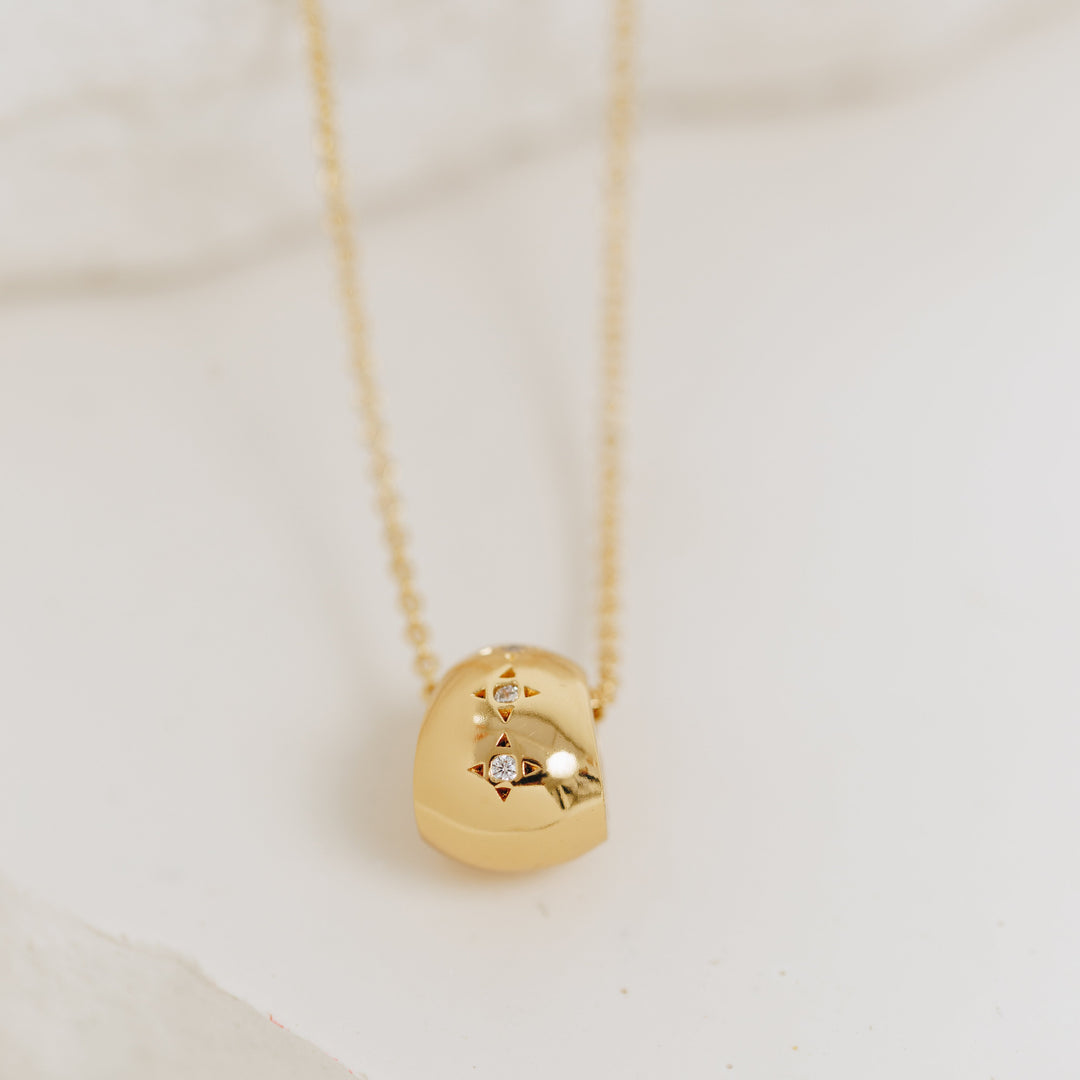 The eternal sparkle Gold ring Necklace