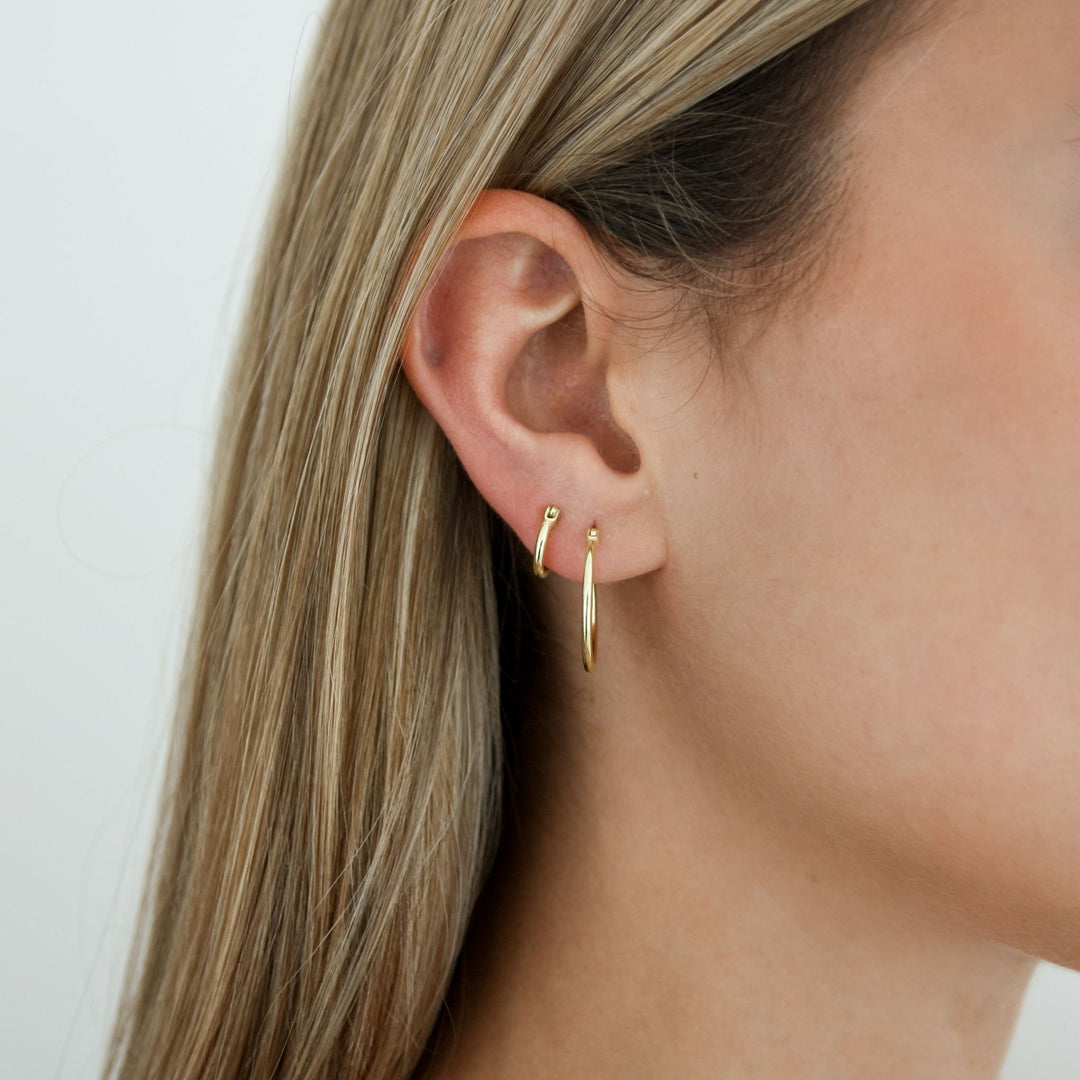 Classic Hoop Earrings - Robyn Real Jewels 