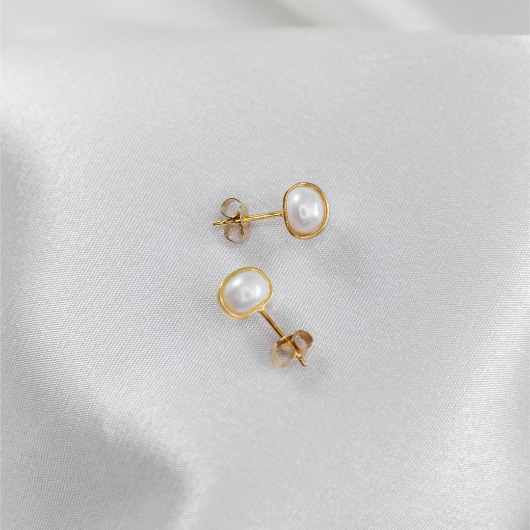 Pearl Bar Gold Plated Earrings - Robyn Real Jewels