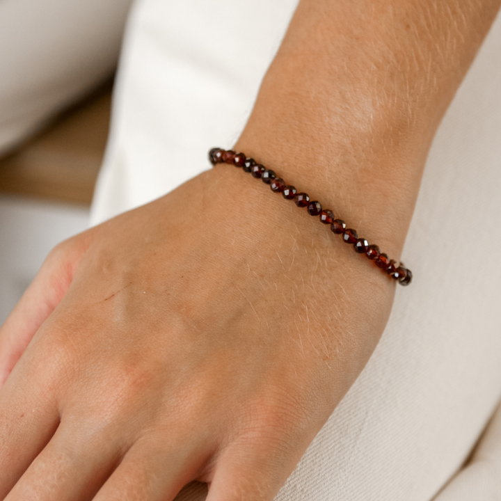 Garnet Stone Bracelet - Robyn Real Jewels 